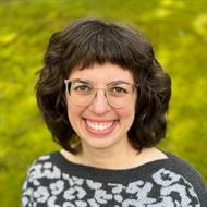 SBS-headshot-April-2023-square-2-300x300.jpg